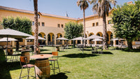 Grand parasol de terrasse