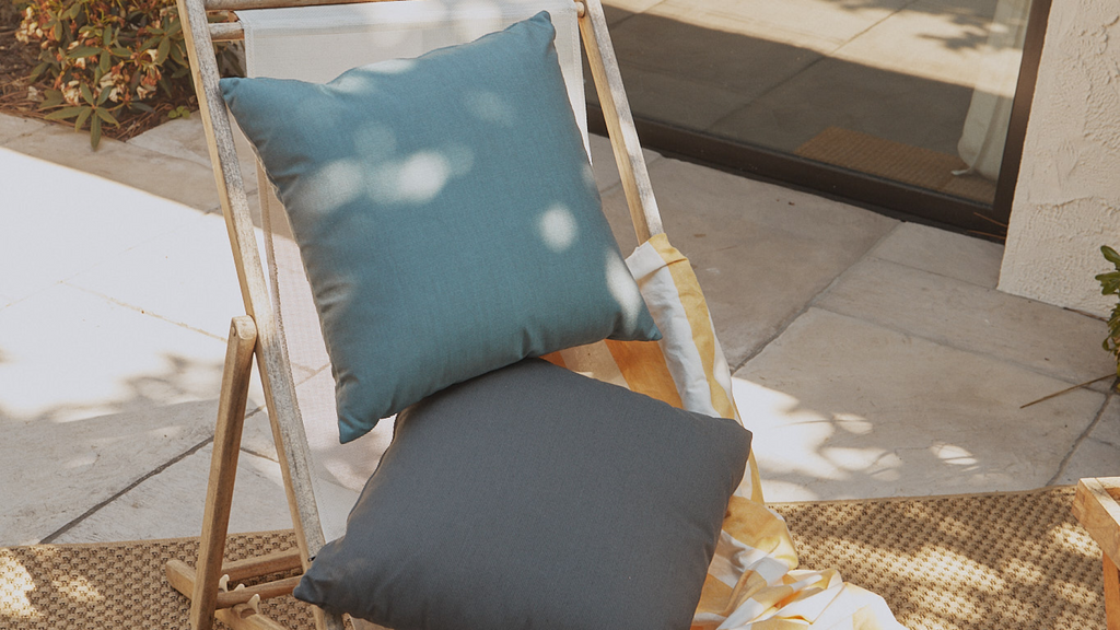 Les différents styles de mobilier de jardin : rustique, moderne, minimaliste