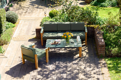 <h2>Le salon de jardin ajoute le confort</h2>