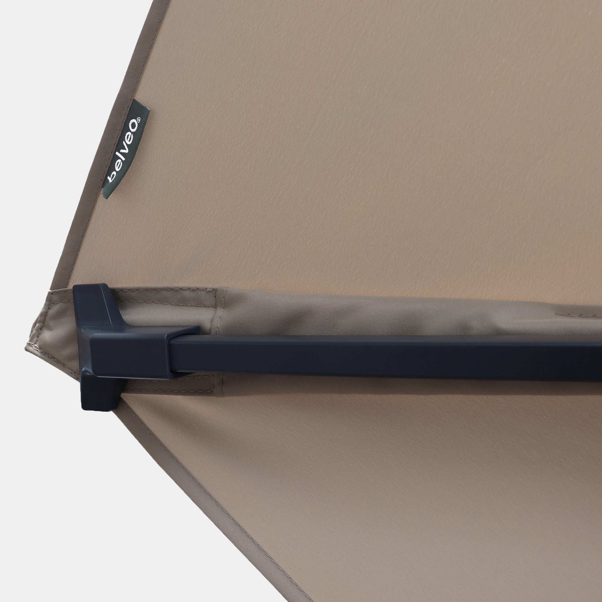 Parasol déporté anti-vent Mistral 3x4m structure gris anthracite