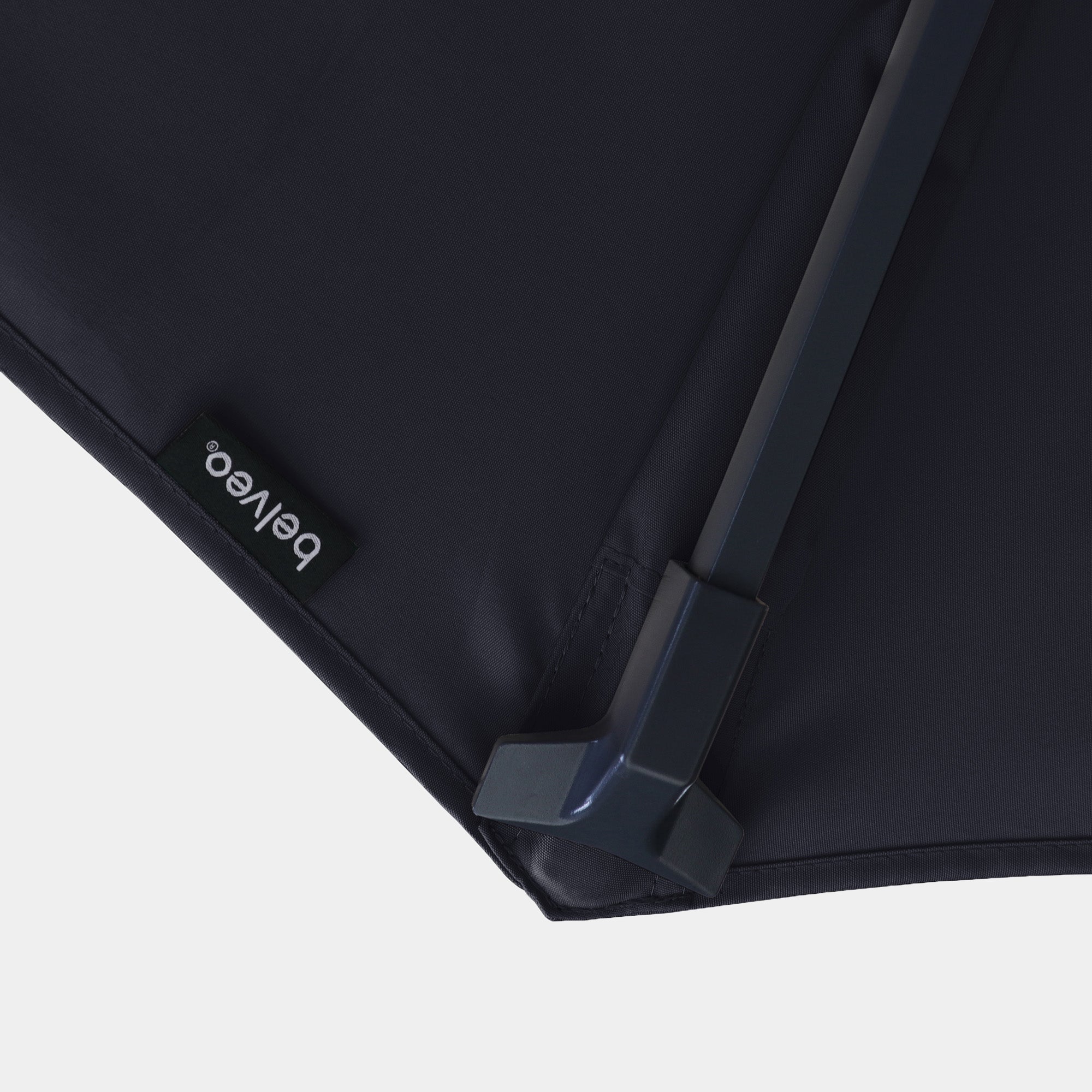 Parasol déporté anti-vent Mistral Ø3m