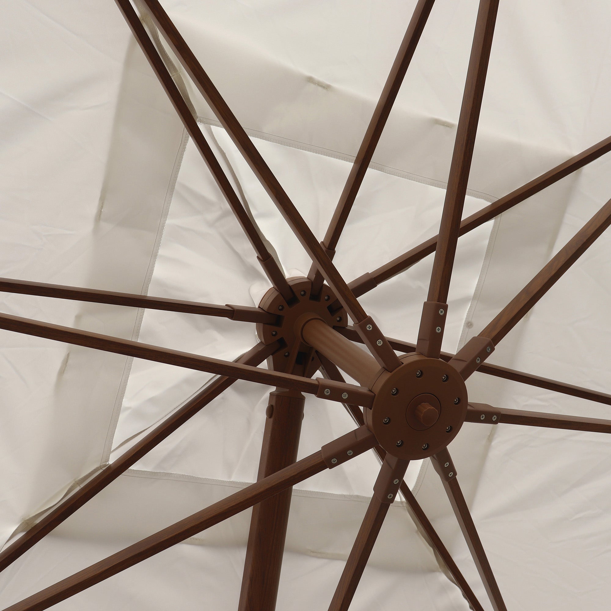 Parasol déporté anti-vent Mistral 3x3m structure effet bois