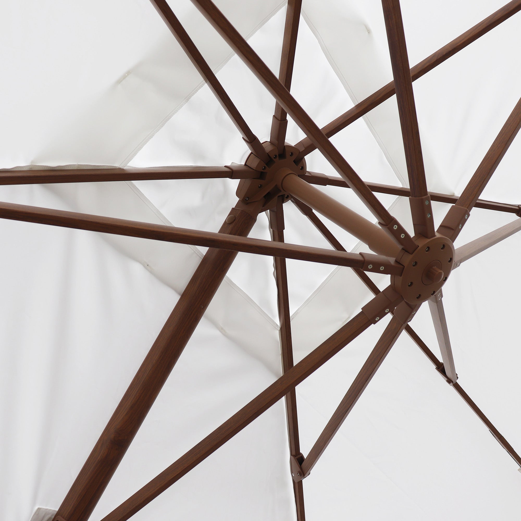 Parasol déporté anti-vent Mistral 3x4m structure effet bois