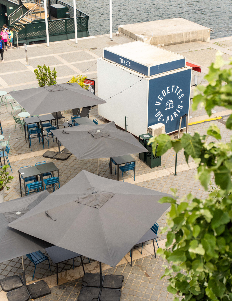 Le Caf Des Vedettes Un Client Belveo le-caf-des-vedettes-un-client-belveo