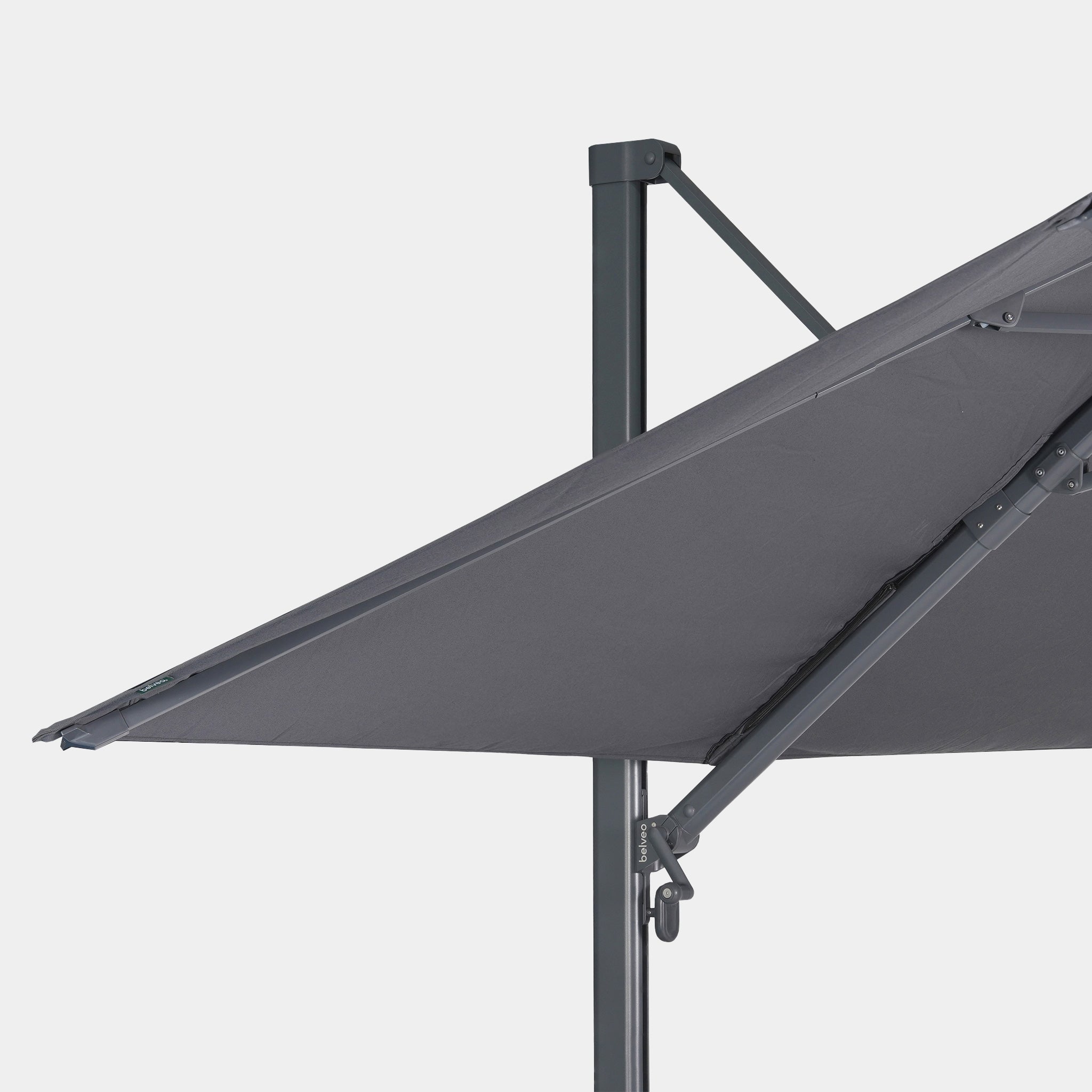 Parasol déporté anti-vent Mistral 3x4m structure gris anthracite