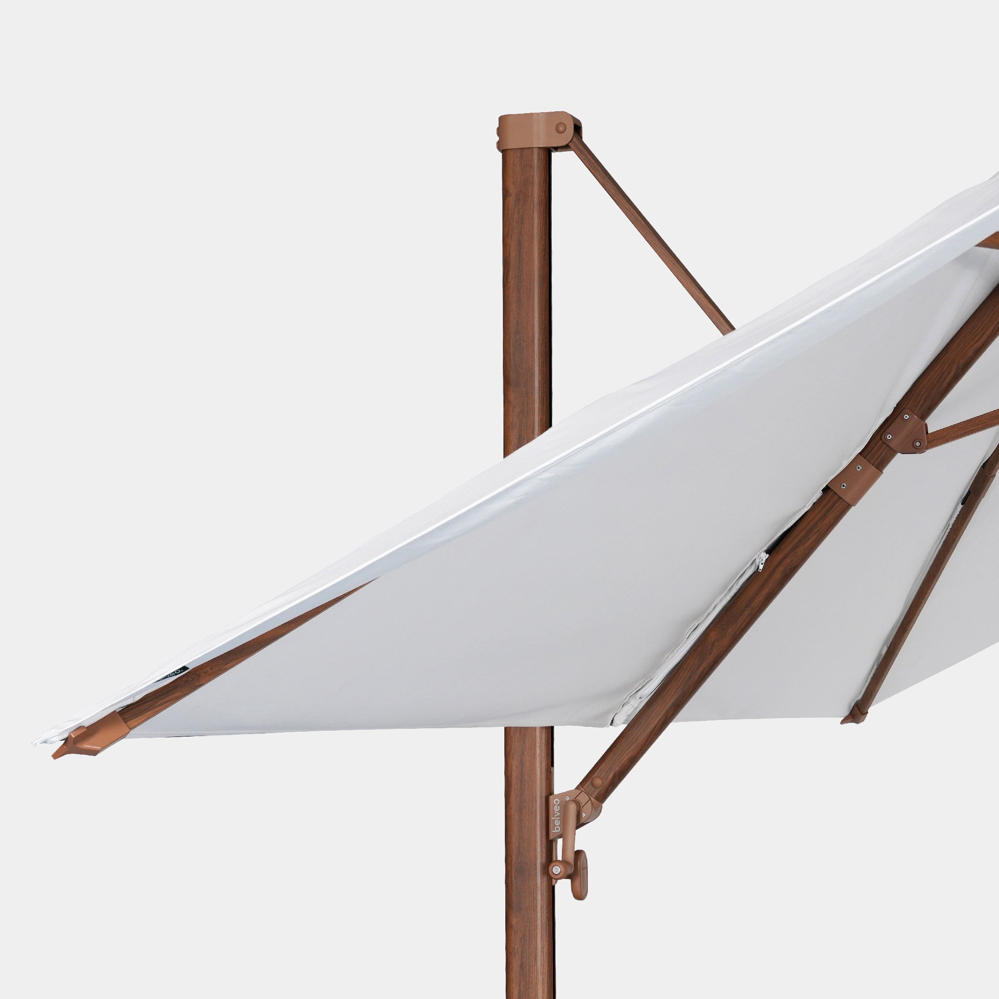 Parasol déporté anti-vent Mistral 3x4m structure effet bois